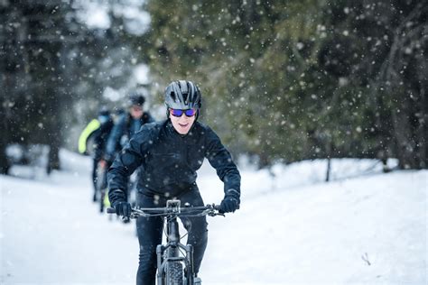 Fahrrad Fahren Bei Schnee So Kommen Sie Unfallfrei Ans Ziel