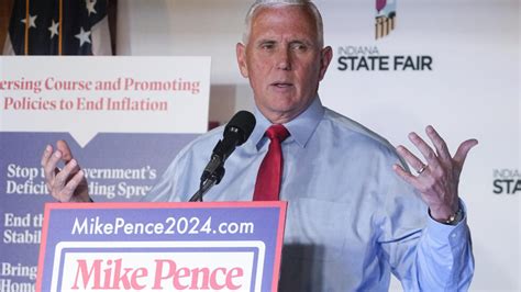 Mike Pence Exvicepresidente De Ee Uu Vital En Las Nuevas