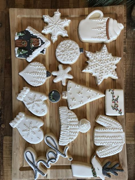 Pin By Marcia Bratkoski On Biscoitos Christmas Cookies Decorated