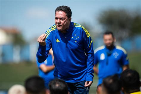 Luxemburgo Perde For A E Queridinho Para Assumir O Cruzeiro Detonado