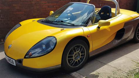 Renault Sport Spider — transporting you back to 1990s summers - Motor ...