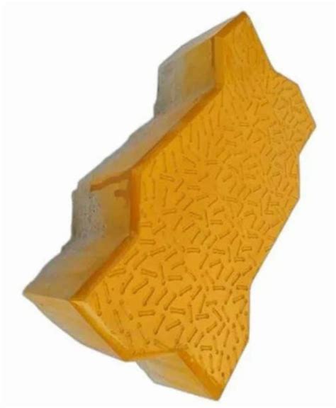 Yellow Mm Concrete Zigzag Paver Block Mm At Rs Piece In Patna