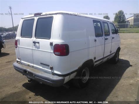 2b7hb11y31k514500 2001 Dodge Ram Van B1500 White Price History History Of Past Auctions