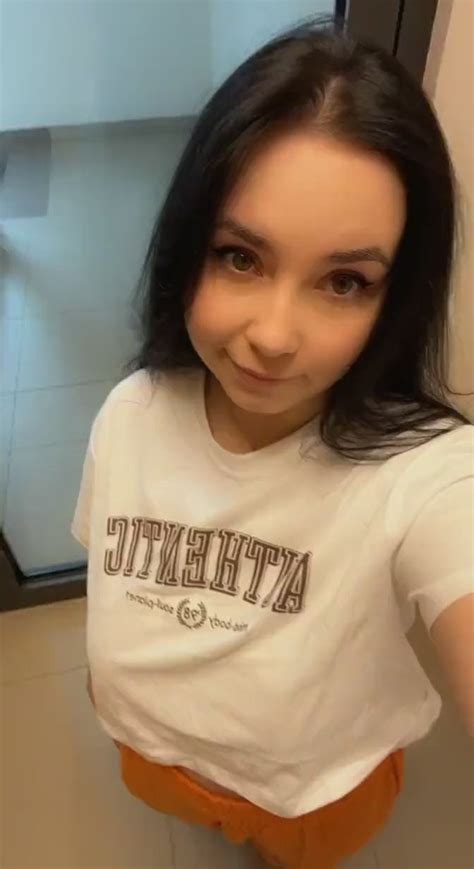 Jasmine On Twitter Wanna Play With My Tits Https T Co YjQJJf WAM Twitter