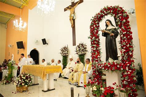 Povo de Arcos celebra instalação da Paróquia Santa Rita de Cássia