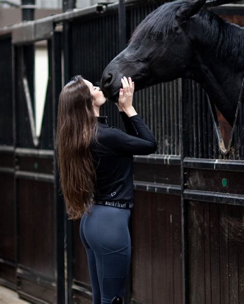 Black Heart Equestrian On Instagram Gee Receiving A Lil Love From