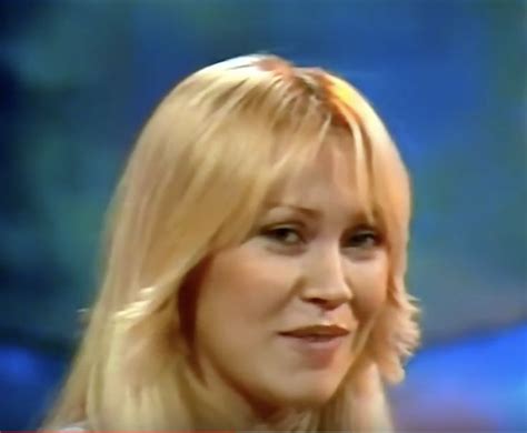 Pin by Gabby Kalapis on ABBA Agnetha fältskog Blonde singer Abba