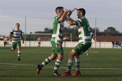 El Paiosaco se lleva el derbi pese a la reacción del Laracha