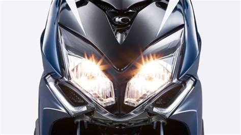 Tin xe máy hot Kình địch của Honda Air Blade ra mắt với thiết kế cực đẹp giá bán ngỡ ngàng