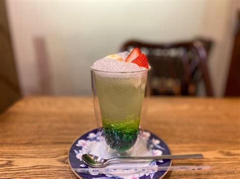 【白山名店街】隣合う2つのカフェがずっと気になっていたんだ｜アカネのまちあるき 白山名店街ver｜editors Saga