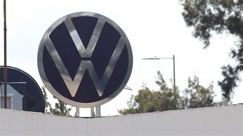 Caen Acciones De Vw Tras Valorar A Porsche En Mil Mdd