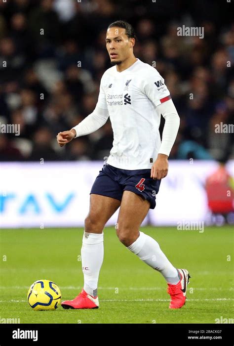 Virgil Van Dijk Fotograf As E Im Genes De Alta Resoluci N Alamy