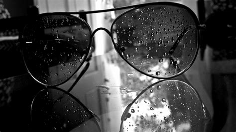 White Black Monochrome Sunglasses Glasses Photography Water Drops