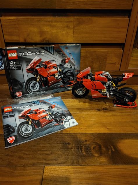 Lego Technic Ori Ducati Panigale V4r Sudah Rakitan Lengkap Dengan Box Dan Manual Book Toys