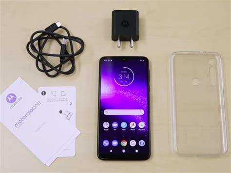 Video Motorola One Macro Unboxing And First Look Price In India Key