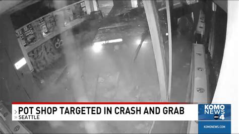 Thieves Seen Stealing Atm From Pot Shop After Crashing A Flatbed Truck Into The Business Youtube