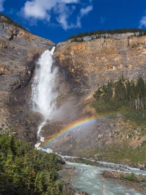 Takakkaw Falls In Yoho A Guide To Visiting