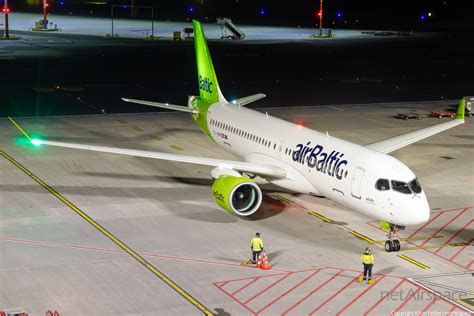 Airbaltic Airbus A Yl Abm Photo Netairspace