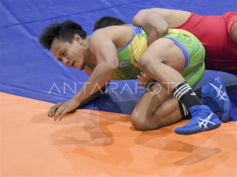 KALTIM RAIH EMAS GULAT PUTRA GAYA GRECO ROMAN KELAS 97 KG ANTARA Foto