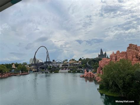 How to Ride VelociCoaster at Universal Orlando With Shortest Wait