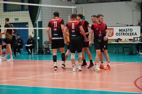 Volley Wzmacnia Atak Sparing Z Wyszkowem Wygrany