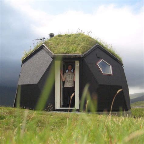 19 Strange And Unusual Homes Around The World