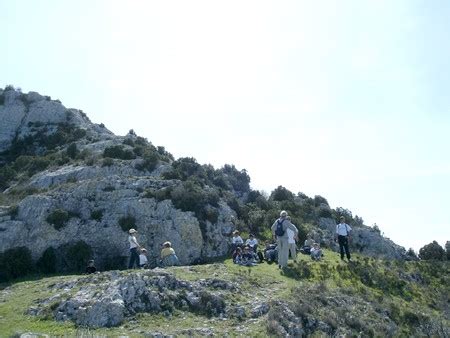 Le Mont Gaussier Et Le Rocher Des Deux Trous