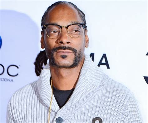 Snoop Dogg Young Age - Management And Leadership