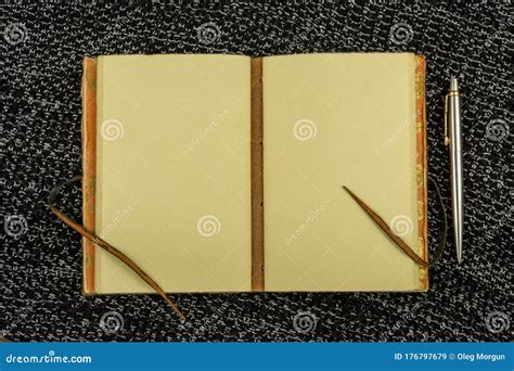 Open Vintage Notebook And Pen Stock Image Image Of Organizer Finance