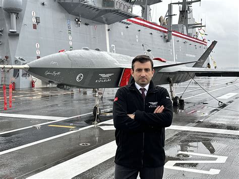 Selçuk Bayraktar Hava araçları TCG Anadolu gemisiyle devrim