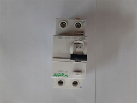 Schneider iDPN VIGI 100A 230V Wyłącznik różn-nadp - 9124584854 ...