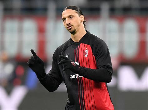 Past Present Future Zlatan Back In Sweden Squad After Knee Injury