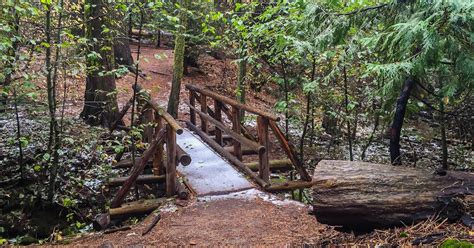 Hike The Shadow Of The Giants Trail Oakhurst California