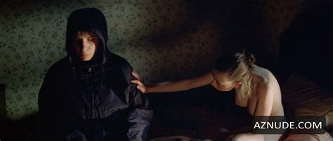 LARA BELMONT Nude AZNude