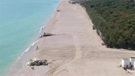 Cadavere Di Una Donna Trovato Sulla Spiaggia Di Porto SantElpidio La