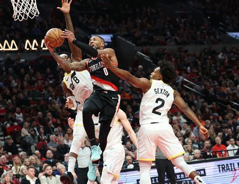 Nba Roundup Damian Lillard Scores 60 Moves Up 3 Pointer List Reuters