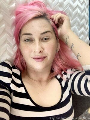 Home Alone Mum Leaked Nude Photos And Videos Page 7