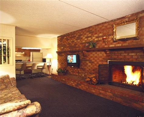 Motel 6 - Downtown Gatlinburg Tennessee Hotels > Guest Rooms