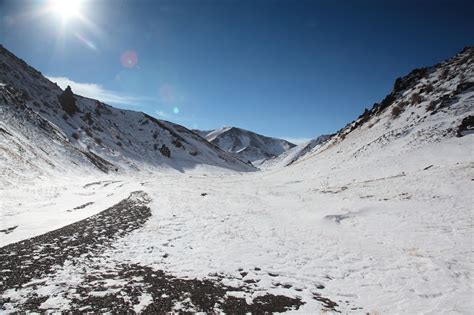 Yolyn Am Ice Field Alluring World