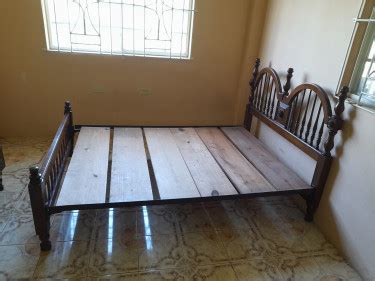 For Sale: Antique Double Bed Frame - Washington Boulevard