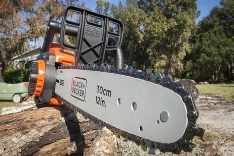 Black and Decker 40V Chainsaw Review - Pro Tool Reviews