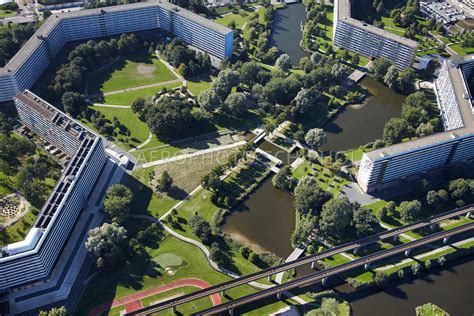 Luchtfoto Amsterdam Nederland 28 Sept 2013bijlmermeer Op Deze