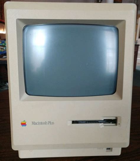 Apple Macintosh Plus 1mb Vintage Computer M0001a Pc Usa Original