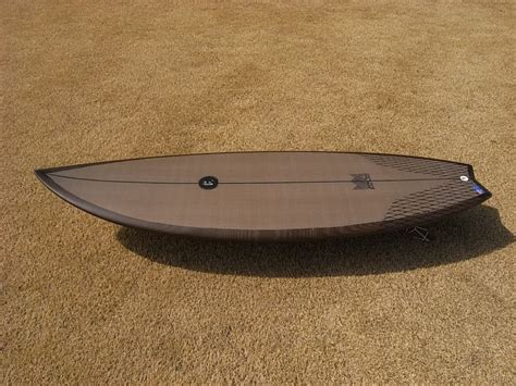 波情報 湘南 アップカマーによるBender STEP動画 サーフボードクオリティーハードコア Quality Hardcore Distributions