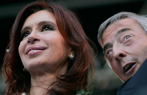 Balada De Un Pueblo La Película De Néstor Y Cristina Kirchner