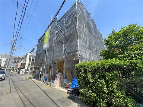 藤沢駅北口から徒歩8分 明治地所湘南店からも近い！生活に便利でかつ閑静な住宅街。南向きなので日当たりにも優れるお勧めの新築戸建てです 藤沢市