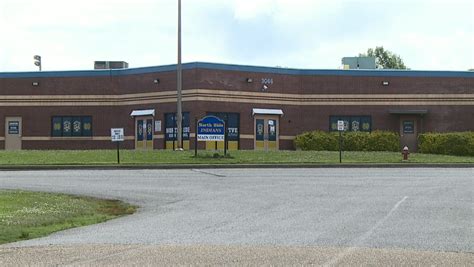 Water leak at North Side High School closes campus - WBBJ TV