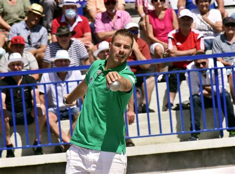 Photos Thaon les Vosges l équipe Rocher remporte l étape des Masters