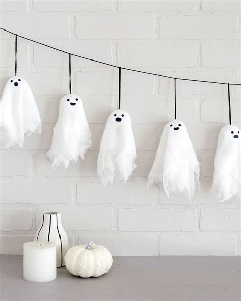 DIY Halloween Decorations - Neal Communities