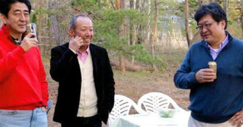 B 加計学園 安倍晋三首相と加計孝太郎氏、食事やゴルフ14回 「食事代、先方が支払うこともあった」安倍首相